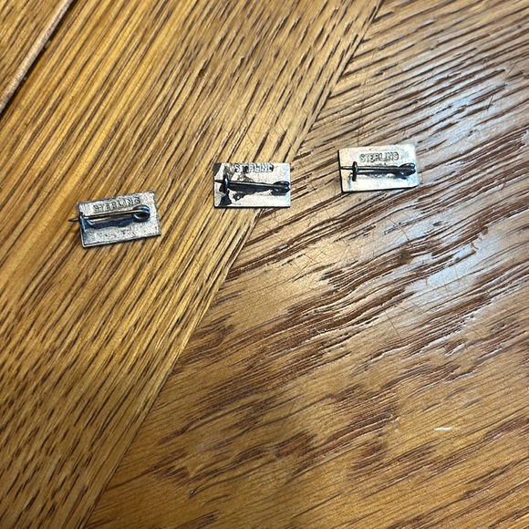 Vintage Sterling WWII Sons in Service Pins - Picture 3 of 3